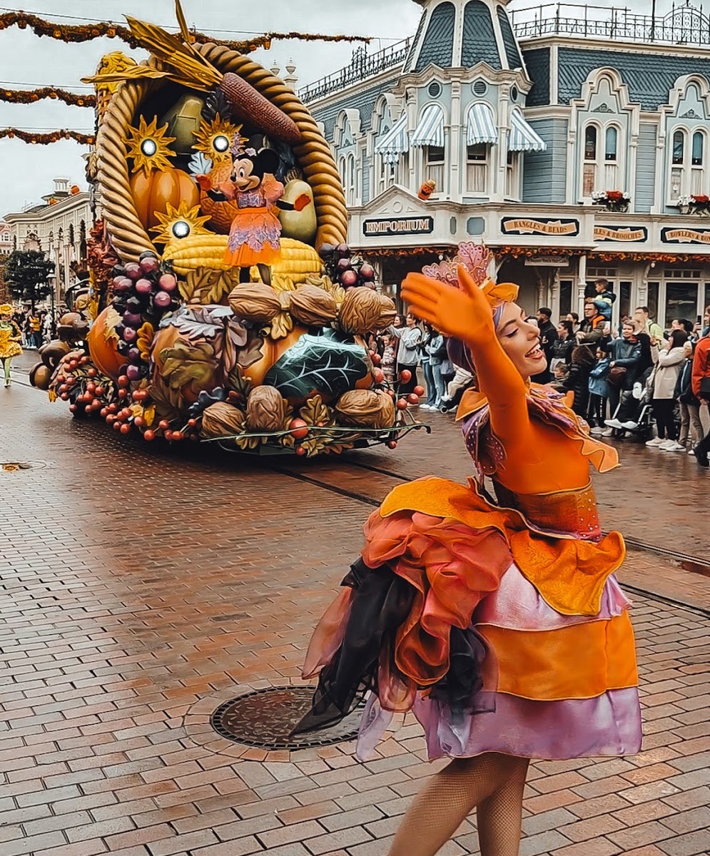 Parade Disneyland Paris Halloween